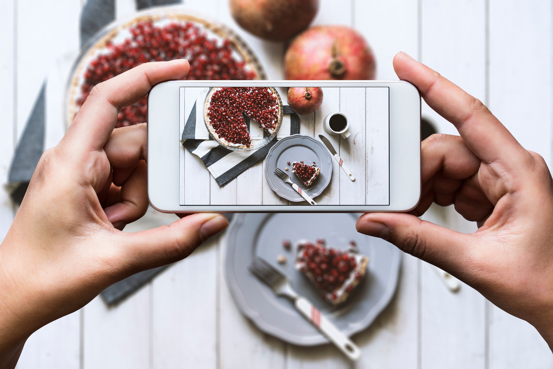 instagram and google map photo for restaurant and cafe in london