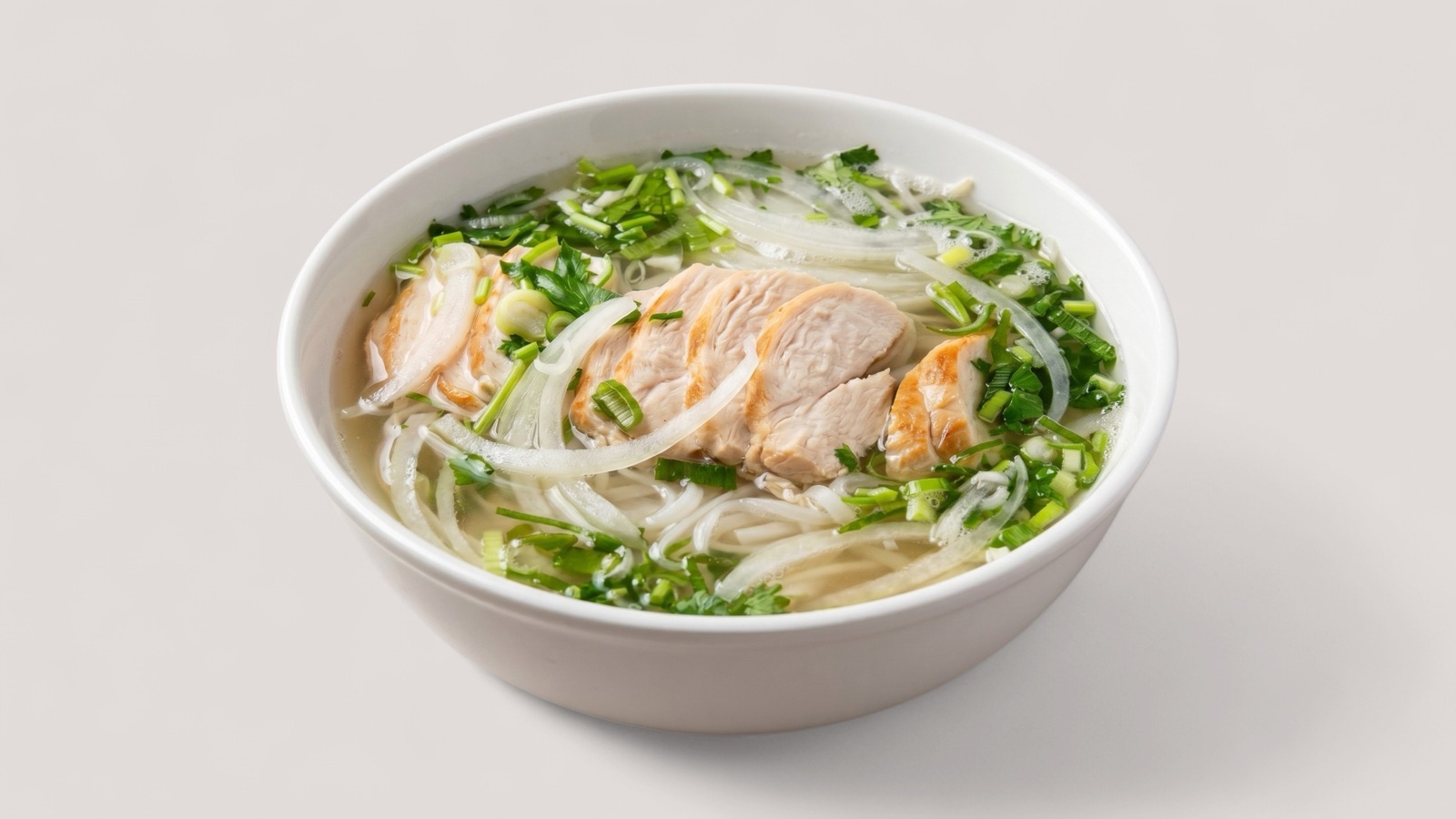 Splentify-enhanced chicken pho bowl