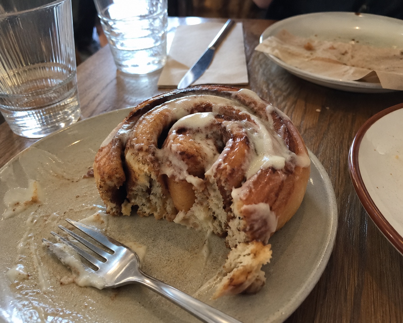 Original cinnamon roll photo for bakeries