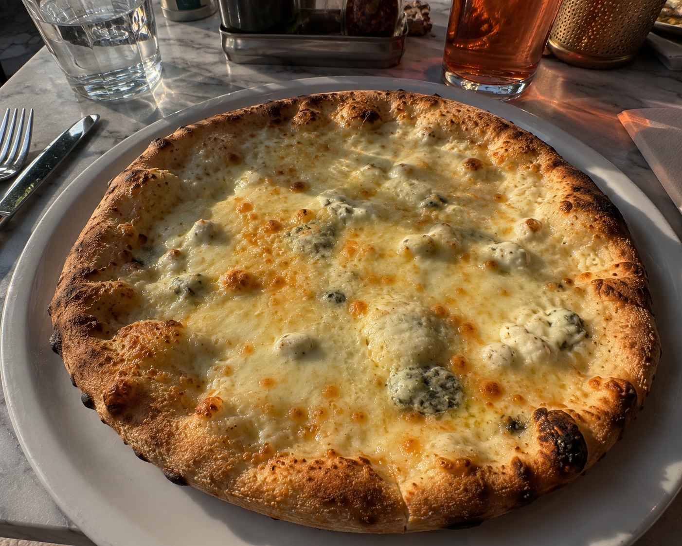 Original quattro formaggi photo for pizza restaurants