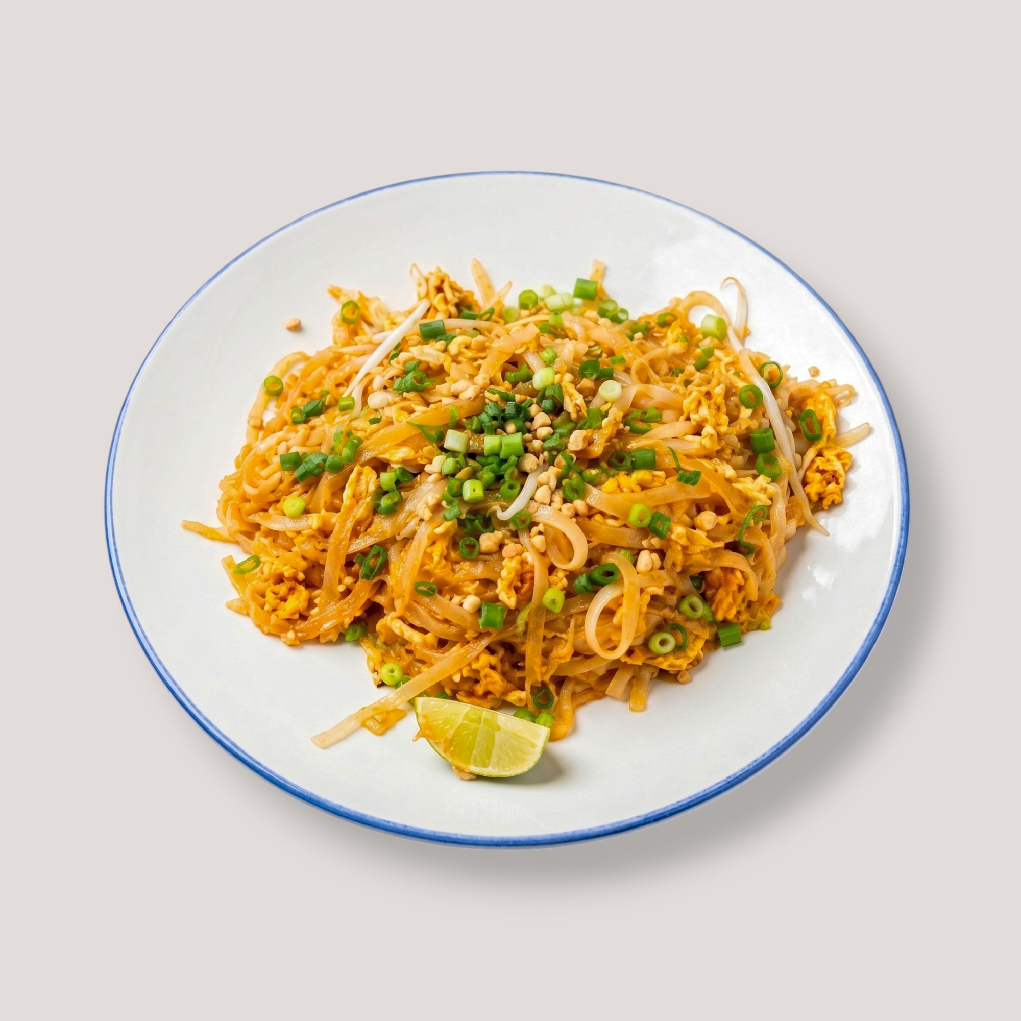 Splentify-enhanced pad thai photo for thai restaurants